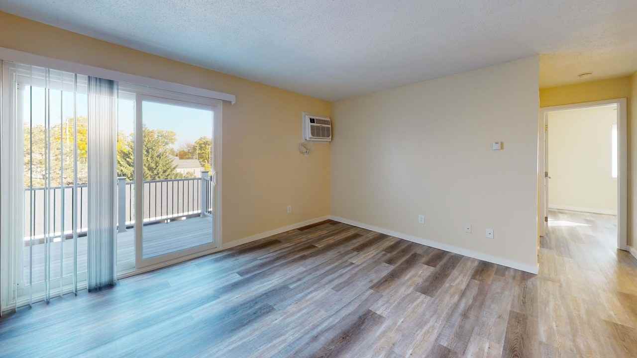 Pebble Beach Apartments ( Pebblebeach Apts LLC) - Photo 6 of 22