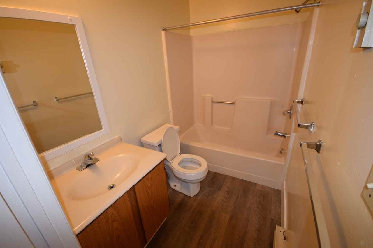 Towneview Apartments - Photo 7 of 14