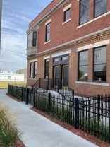 909 N 17th St - Photo 1 of 1