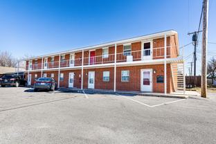 You will love this updated 1 bed, 1 bath! - Photo 1 of 1