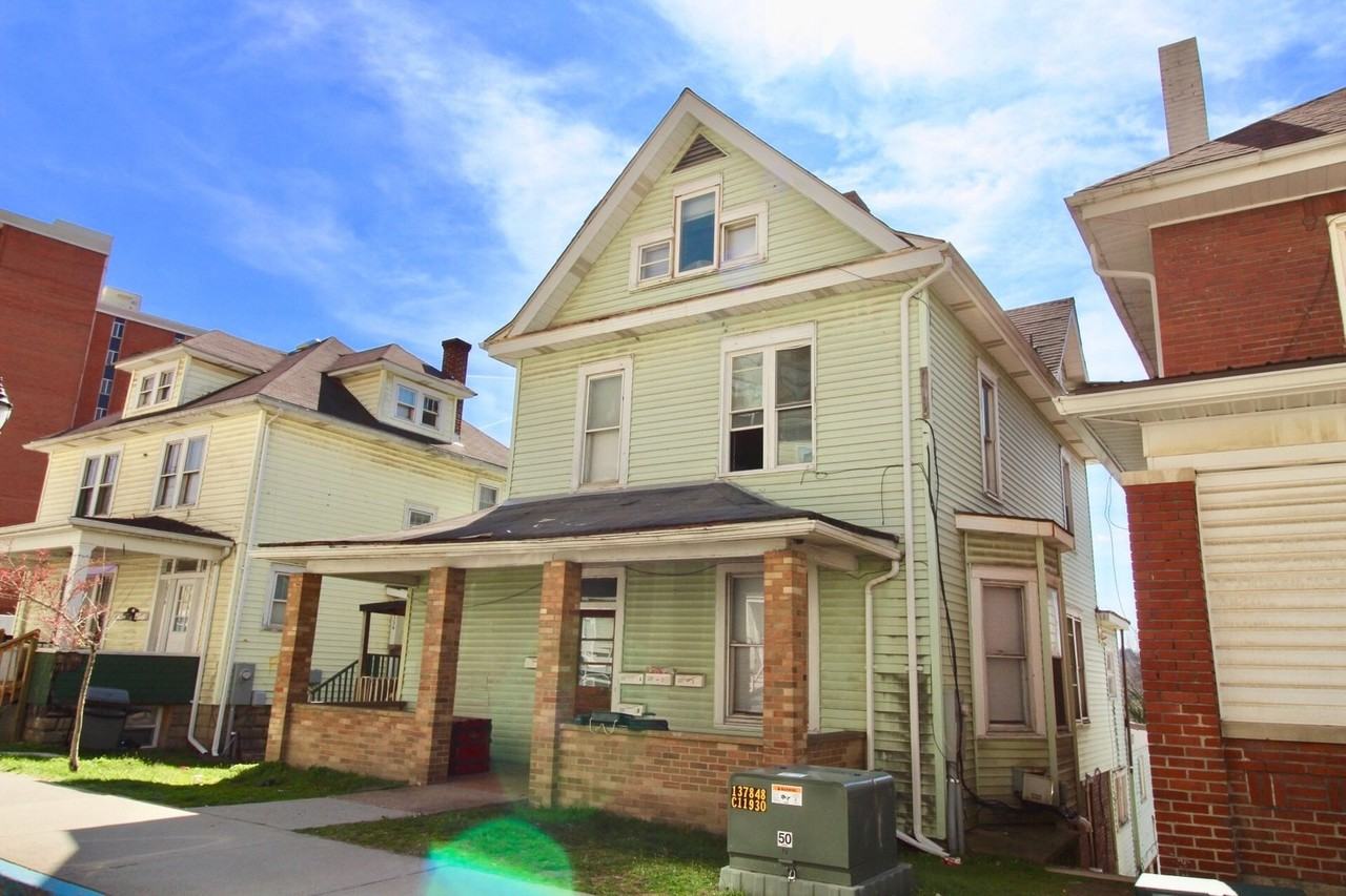 237-239 Grant Avenue - Photo 2 of 22