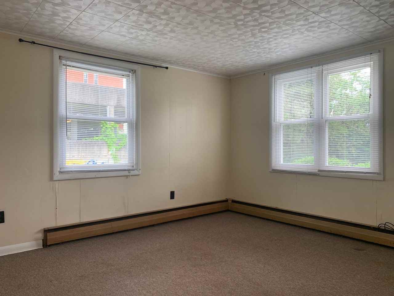 237-239 Grant Avenue - Photo 3 of 21