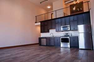 featured image of 518 W College St