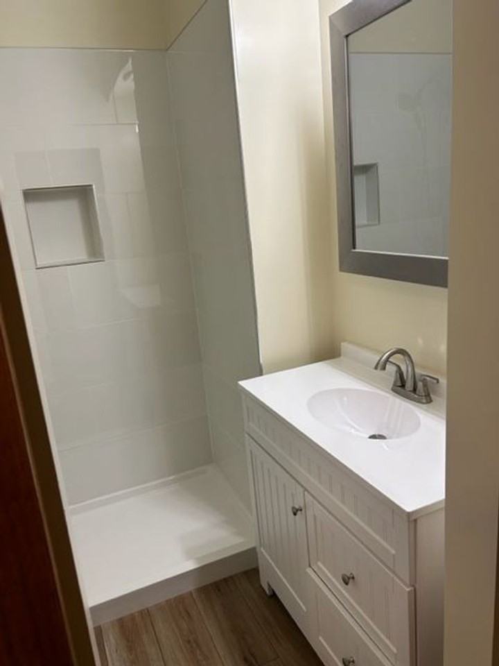 638 N. High St. - Photo 4 of 10