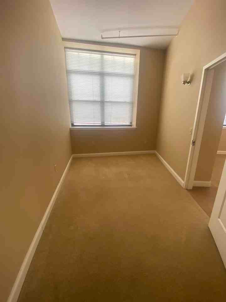 11 Fremont Street - Photo 7 of 31