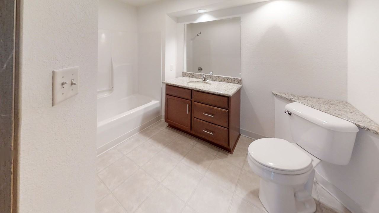 N86W14326 Fond Du Lac Ave - Photo 6 of 14