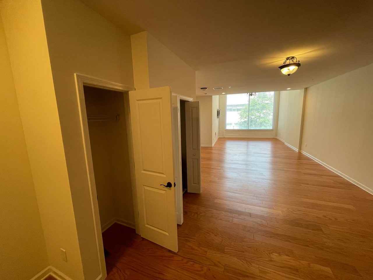 99 Pine Street - Photo 4 of 13