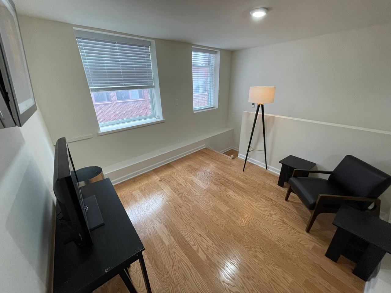 99 Pine Street - Photo 6 of 28