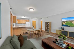 Creekside Commons Apartments - Photo 1 of 1