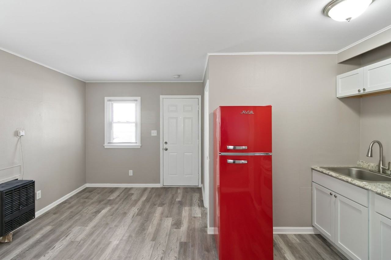 The Redford Apartments - Photo 7 of 44