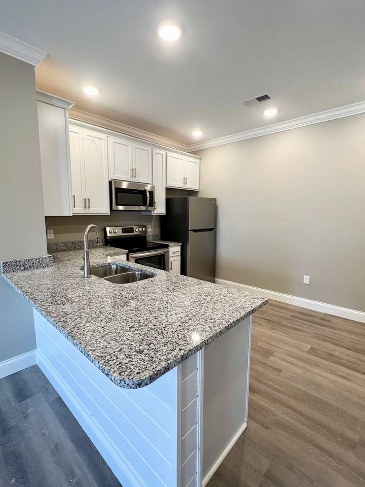 Keystone Commons / 2175 - Photo 2 of 8