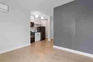 featured image of 6019 N Winthrop Ave