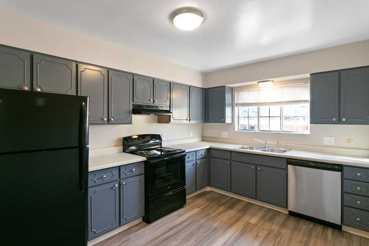 Park Crest Apartments - Photo 2 of 46
