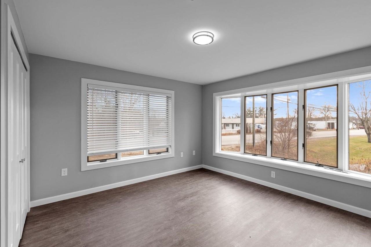 3548 Lafayette Road - Photo 7 of 39