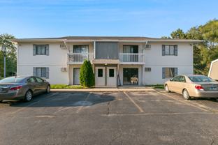 Center Court Apartments - Photo 1 of 1
