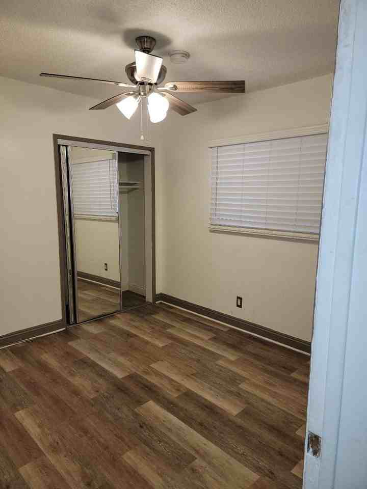 115 E. 82nd Pl - Photo 2 of 5