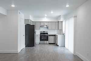 featured image of 706 E Montclair St