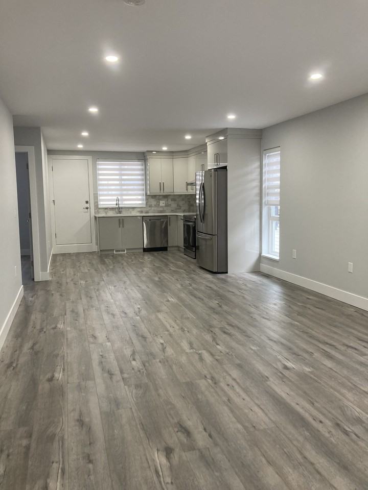 #1 539 Douglas Street - Photo 2 of 13