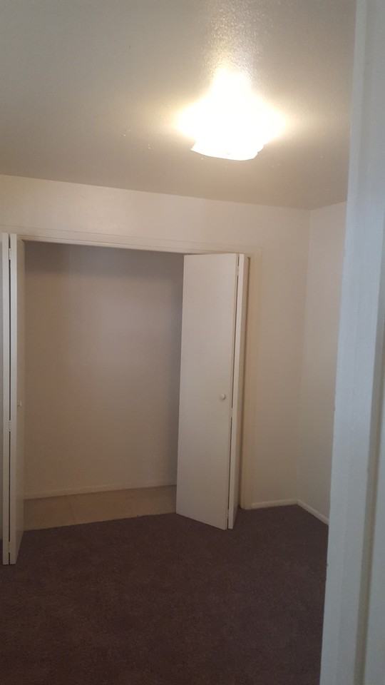 2121 Gold Ave SE - Photo 7 of 28