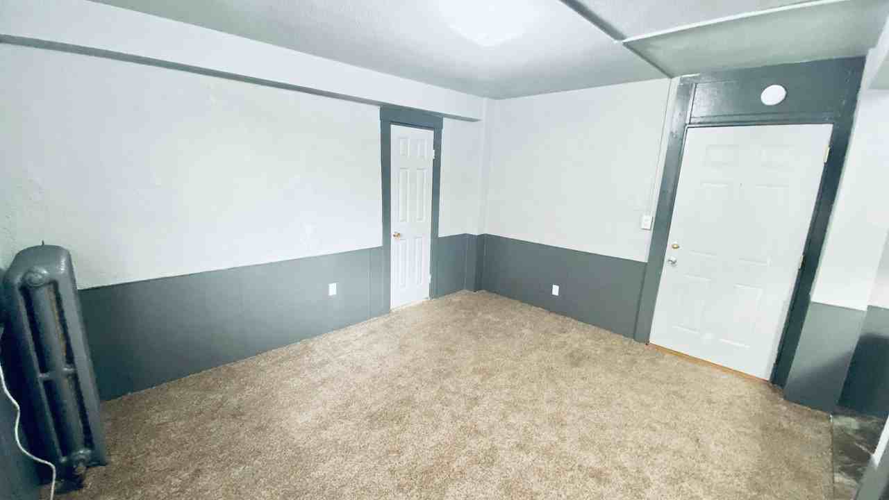 Jones Bedford 2205 Jones - Photo 6 of 10