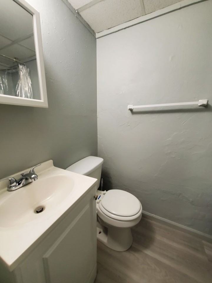 Jones Colfax 2207 Jones - Photo 5 of 12
