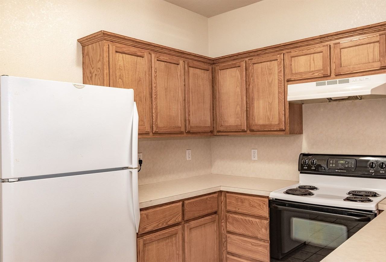 Stonegate Apartments - Photo 5 of 13