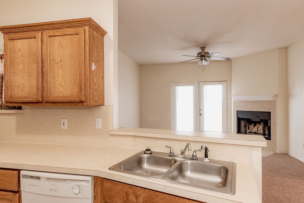 Stonegate Apartments - Photo 6 of 13