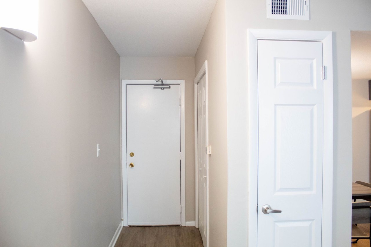 108 E Healey - Photo 3 of 29