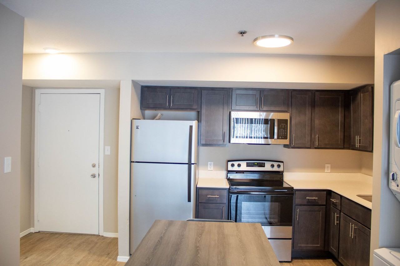 57 E Chalmers - Photo 6 of 18