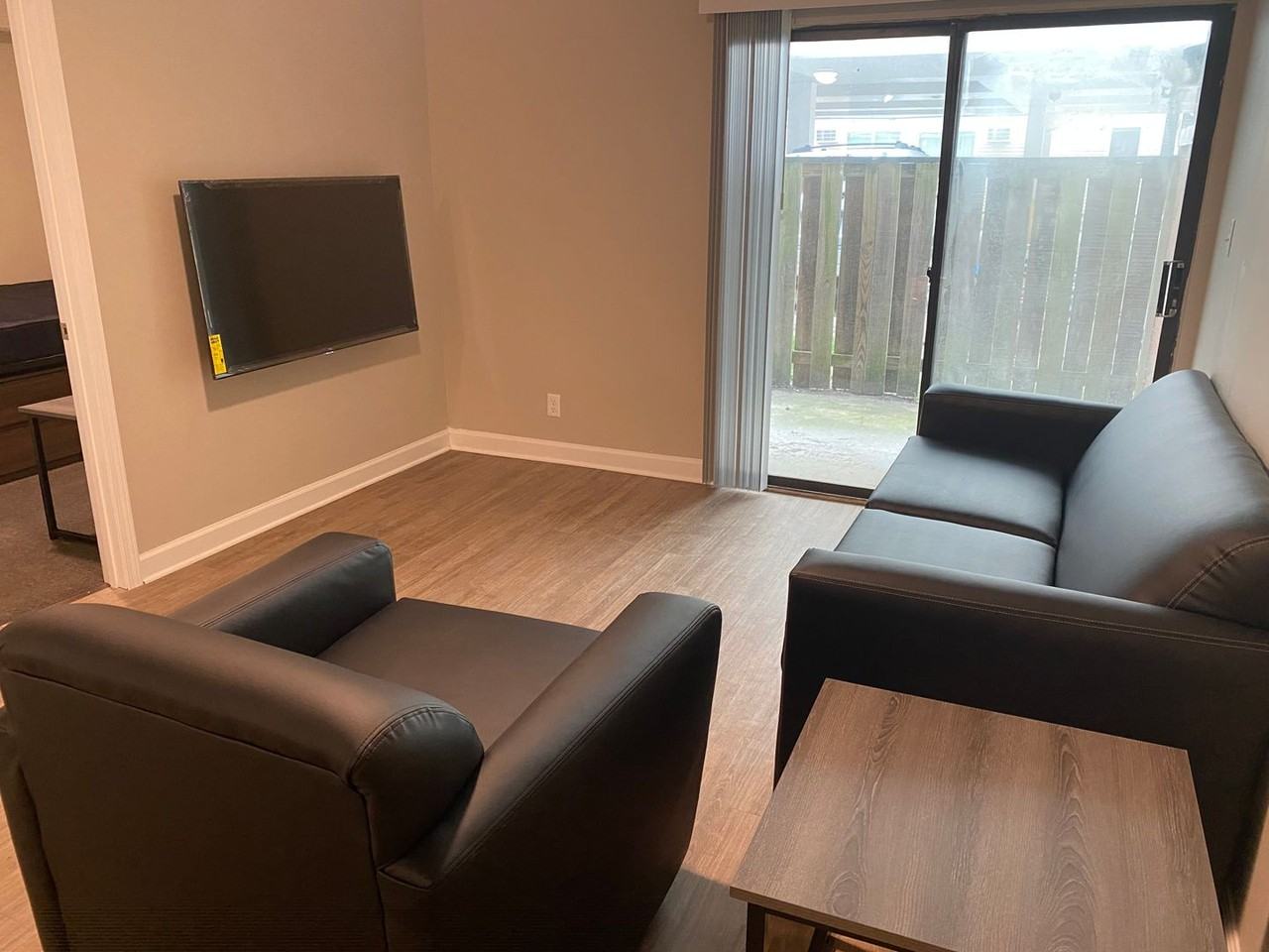 608 E White - Photo 6 of 19