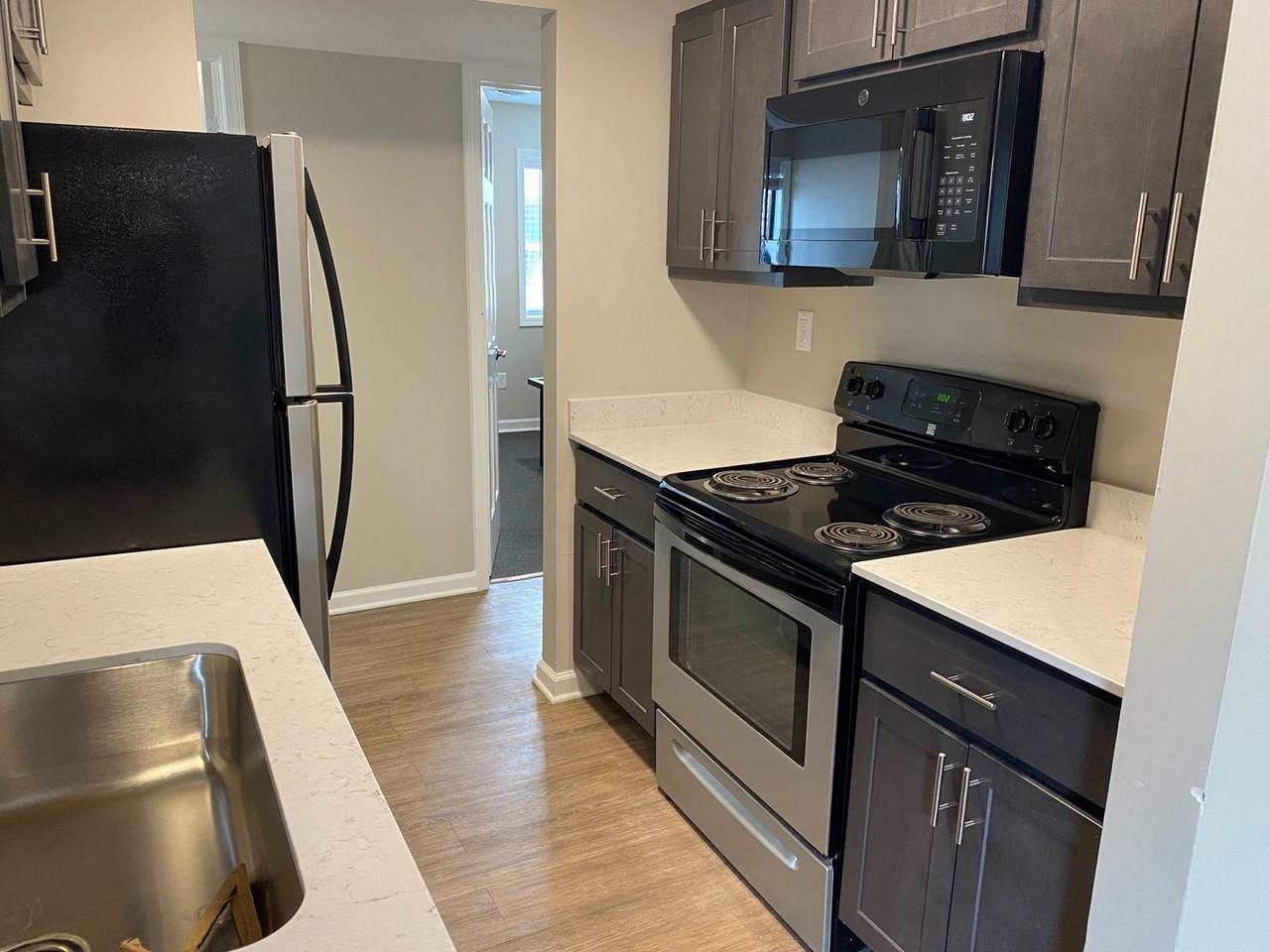 106 S Gregory - Photo 3 of 18