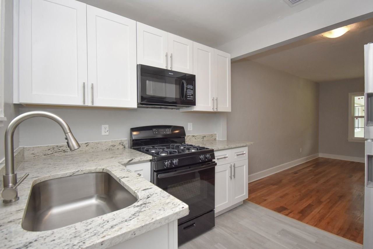 Third Avenue Apartments - Photo 6 of 48