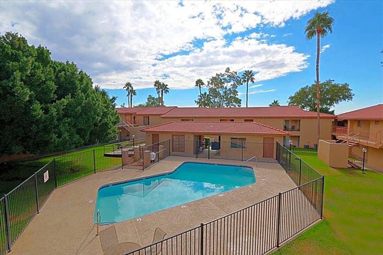 Whispering Willows Apartments - Photo 4 of 10