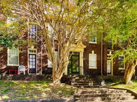 featured image of 1128 W Grace St