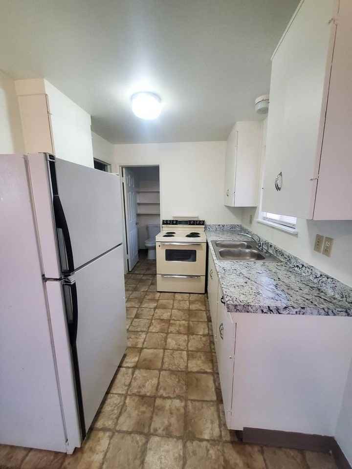 4033 Ottmar Rd - Photo 2 of 18