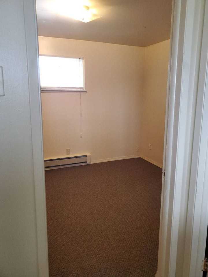 4033 Ottmar Rd - Photo 7 of 18