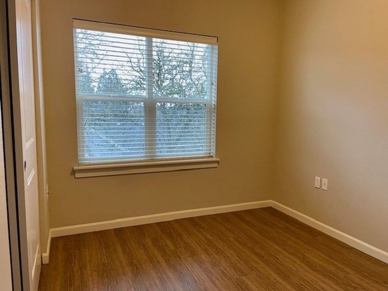 Sellwood Apartments - Photo 5 of 27