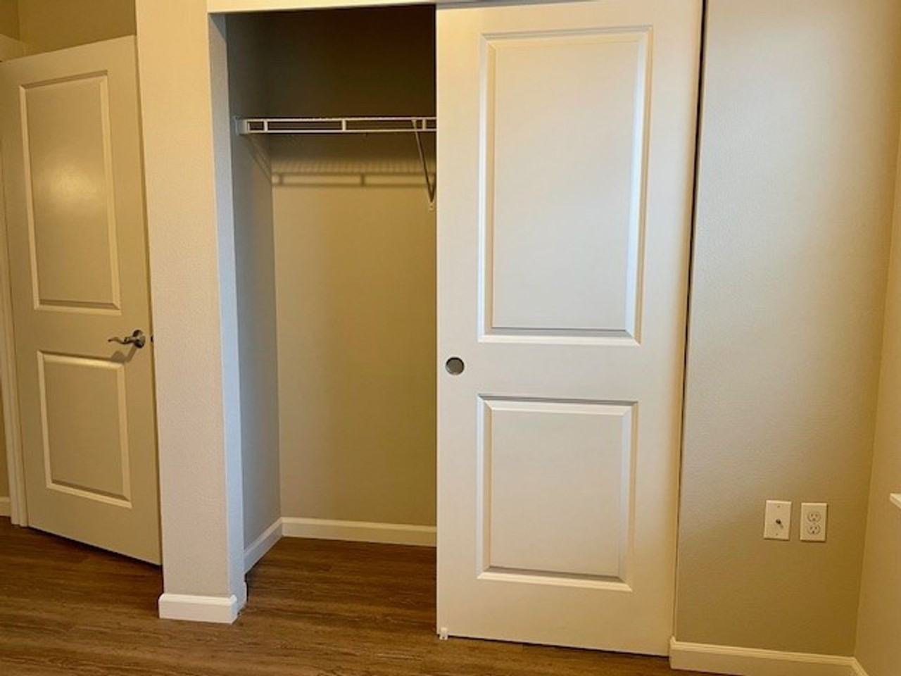 Sellwood Apartments - Photo 6 of 27