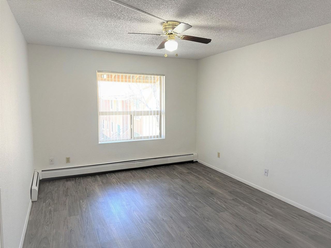 Aspen Leaf - Photo 2 of 34