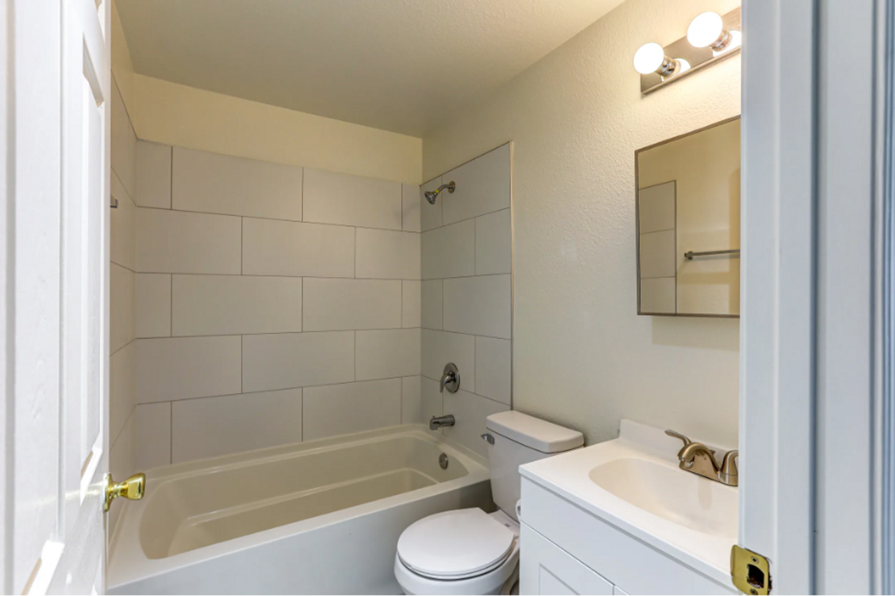 GPRV - Sierra View Townhomes - Photo 5 of 12