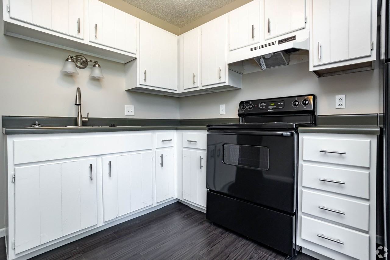 Stonebridge Meadows Apartments 601 Wallace Rd, Farmington, MO 63640 Zumper