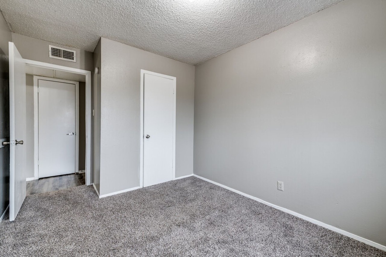 Sky Landing Apartments - Photo 7 of 50