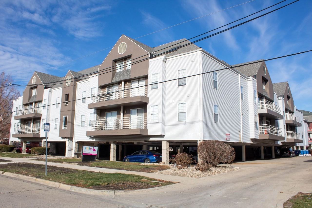 52 E Armory - Photo 2 of 50