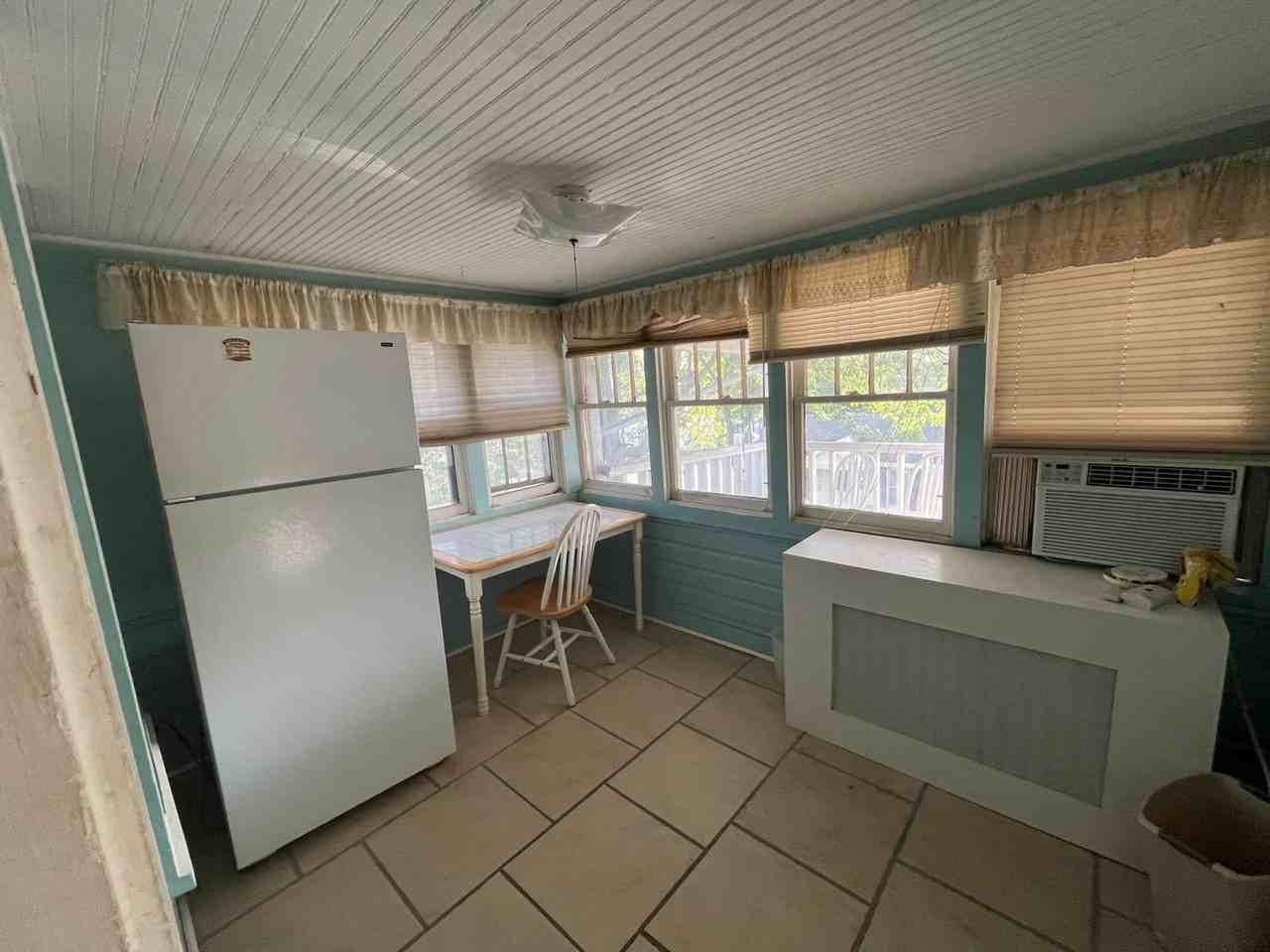 132 S Main St. - Photo 2 of 7