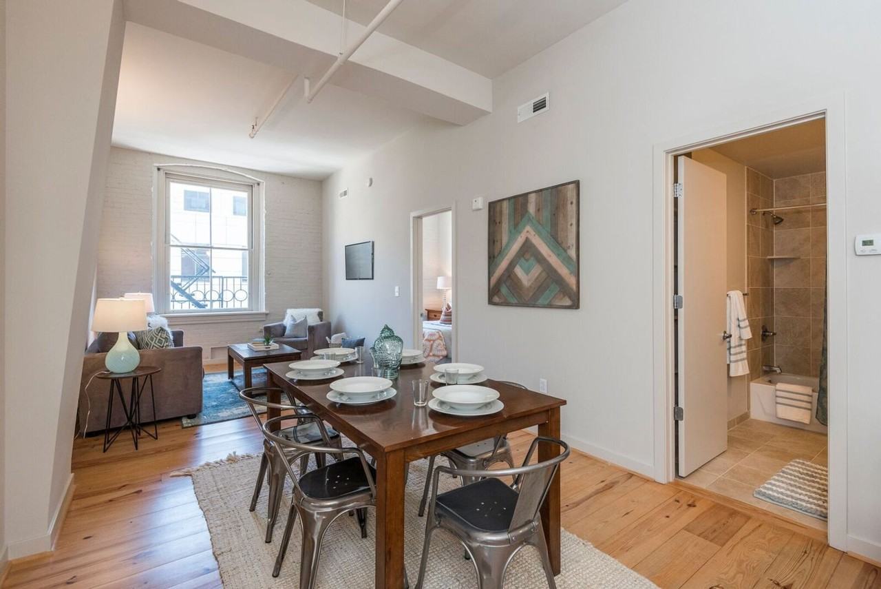 1200 Walnut St - Photo 7 of 41