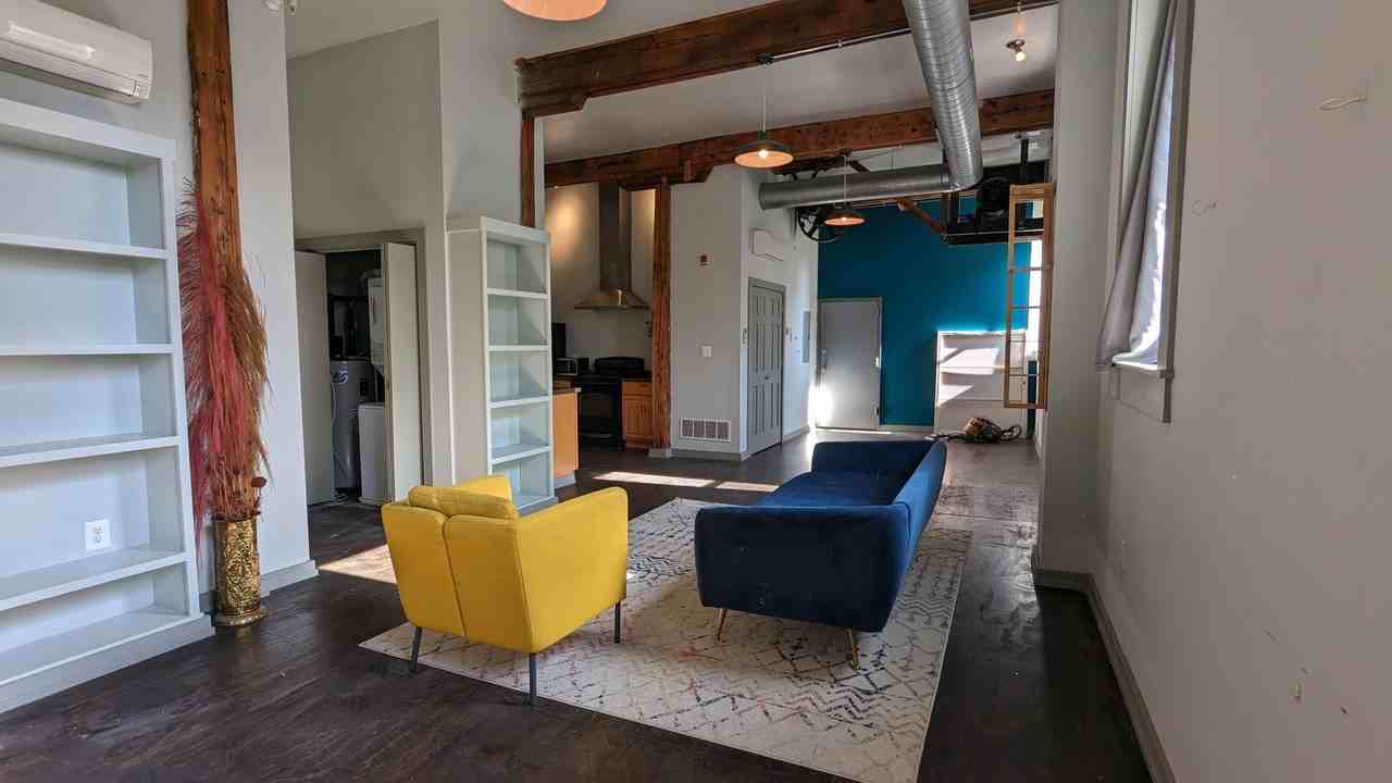 2111-15 E Susquehanna Ave (LO) - Photo 2 of 26