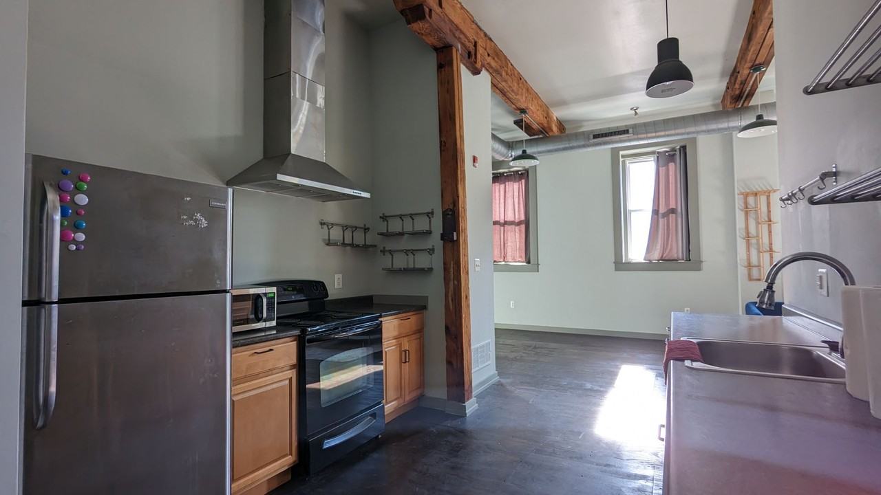 2111-15 E Susquehanna Ave (LO) - Photo 5 of 26