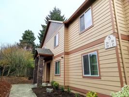 featured image of 14201 E Burnside St