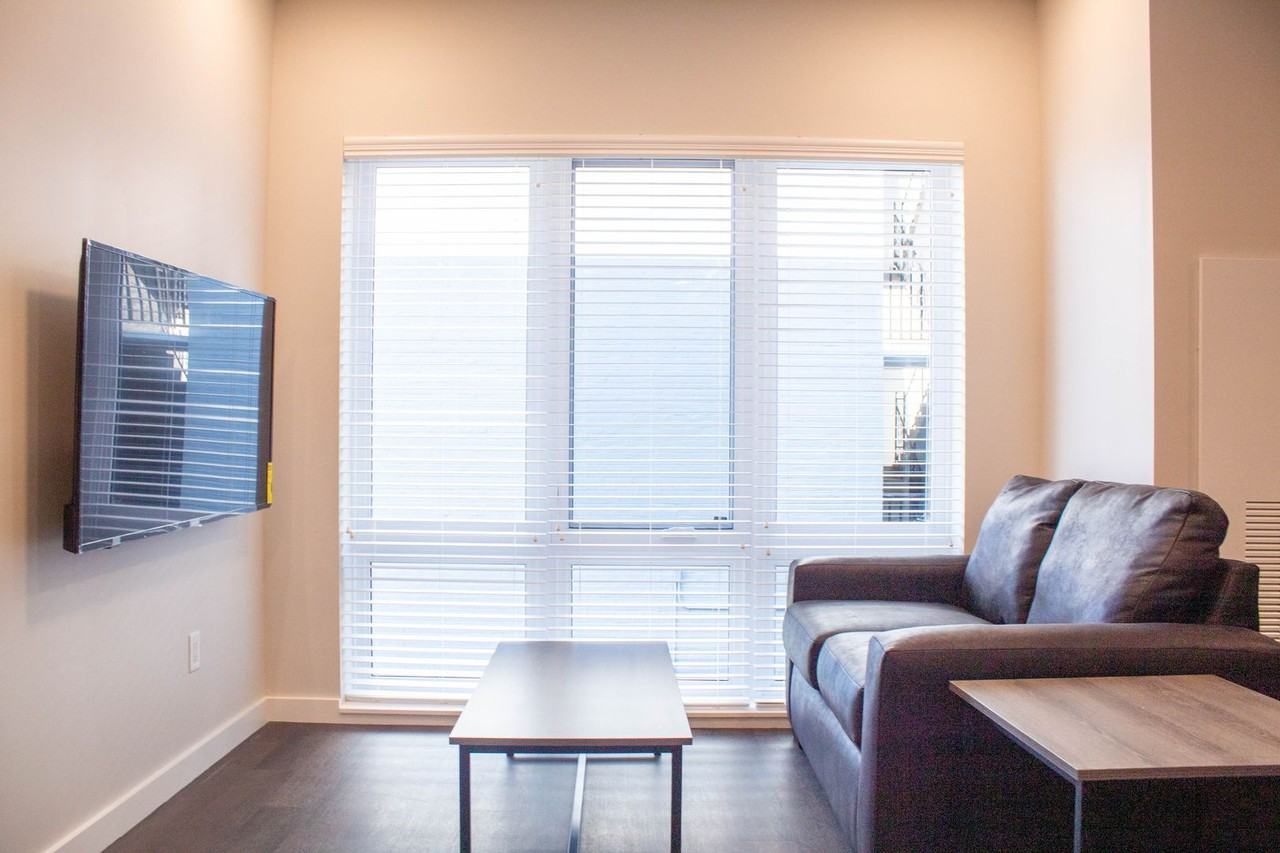 510 E White - Photo 7 of 50
