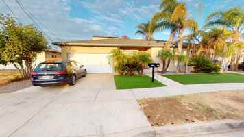 featured image of 5129 Leo St